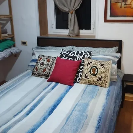 Very Smail House Apartment Augusta