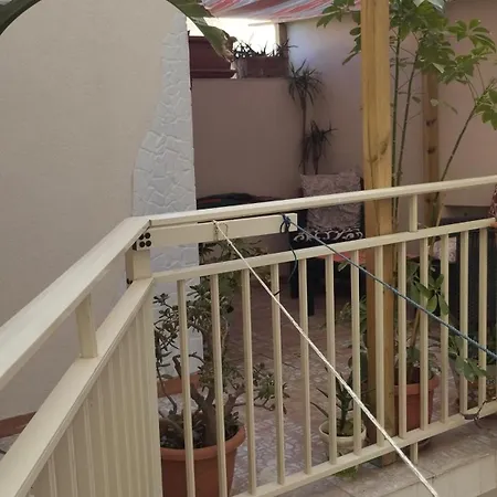 Very Smail House Apartment *