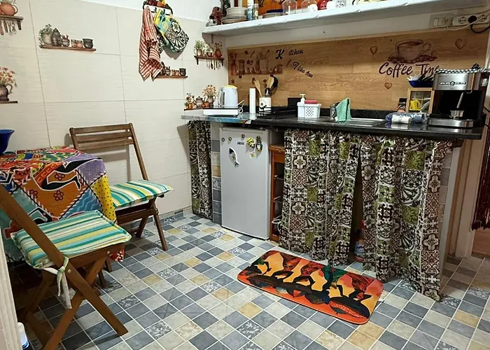 דירה Very Small House *